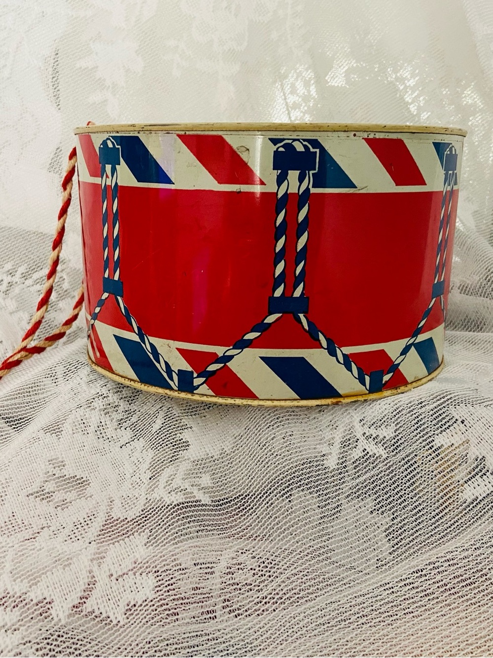 Fantastic Vintage Patriotic Red White & Blue Children’s Toy Metal Drum